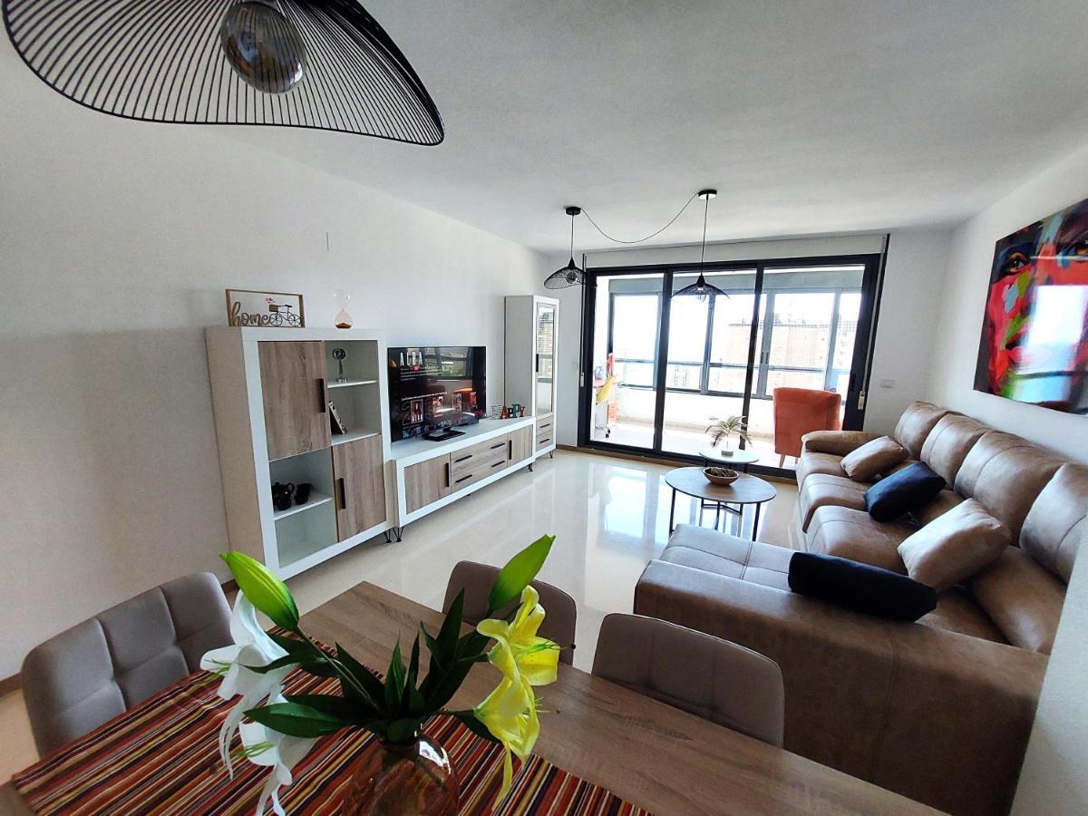 Luxury 3 Dormitorios Frente Al Mar En Las Marinas By Sonneil Rentals Бенидорм Екстериор снимка