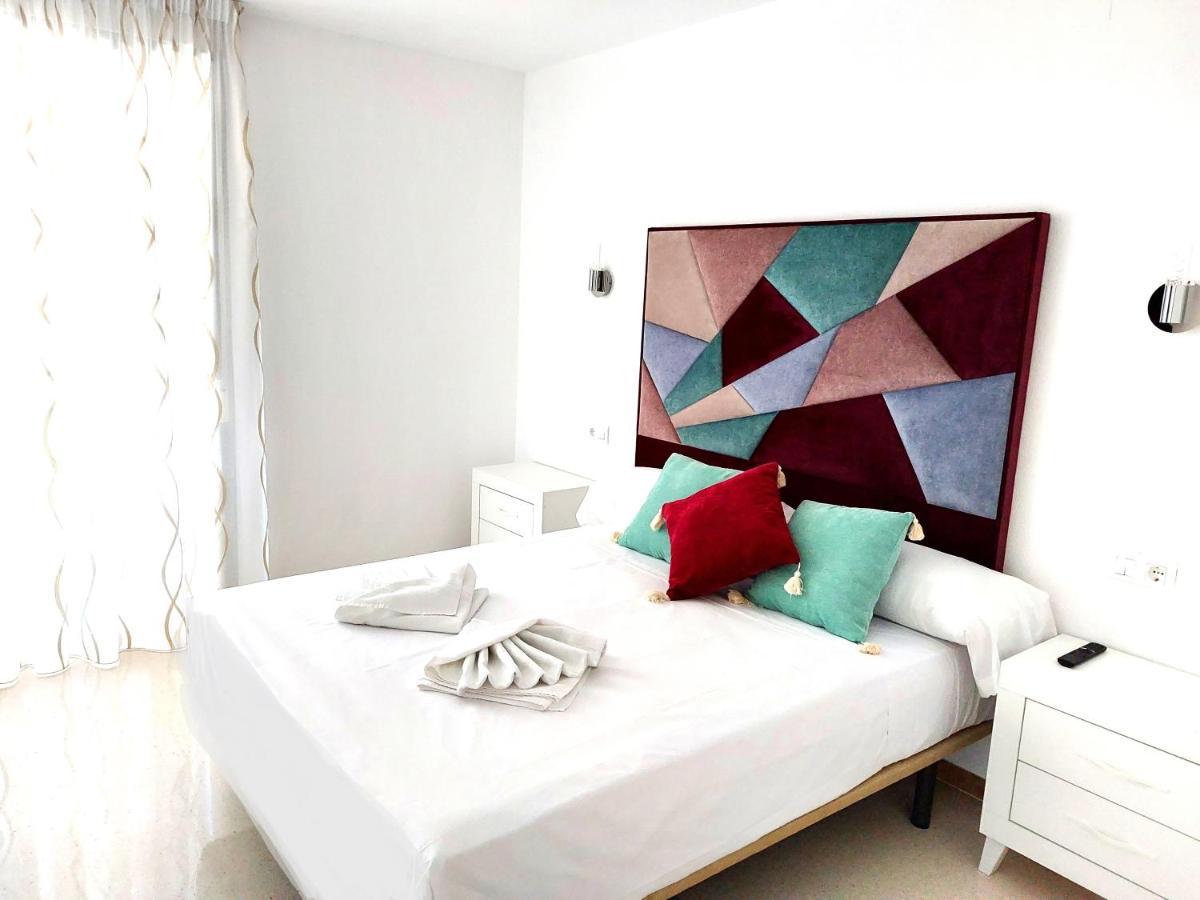 Luxury 3 Dormitorios Frente Al Mar En Las Marinas By Sonneil Rentals Бенидорм Екстериор снимка
