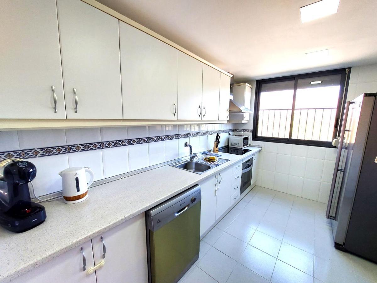 Luxury 3 Dormitorios Frente Al Mar En Las Marinas By Sonneil Rentals Бенидорм Екстериор снимка