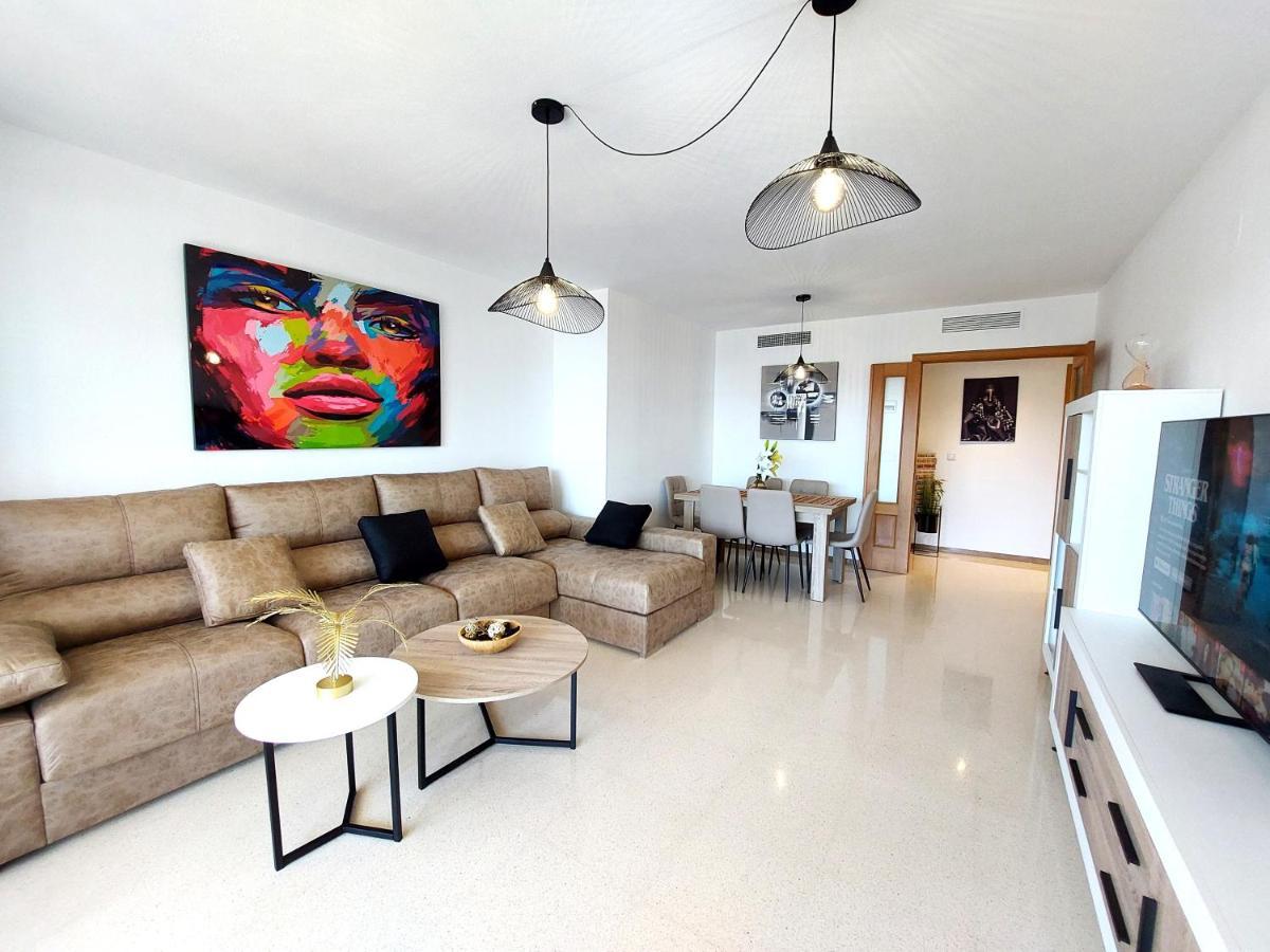 Luxury 3 Dormitorios Frente Al Mar En Las Marinas By Sonneil Rentals Бенидорм Екстериор снимка